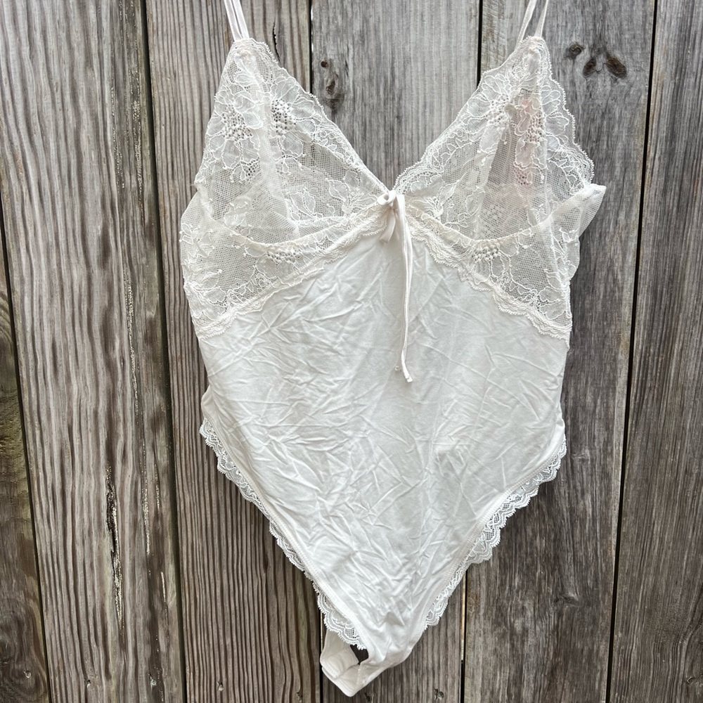 NWT Victorias Secret Lingerie Very Sexy Modal Lace Plunge Bodysuit Sz La… - Picture 7 of 15